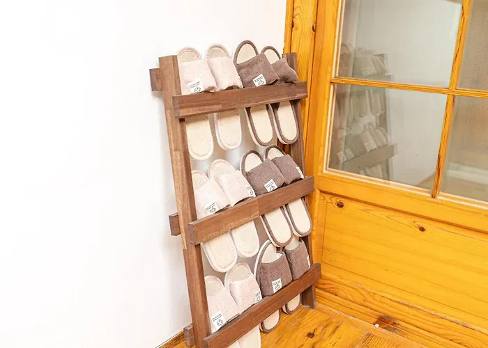 경복궁역 5분 한옥독채 "the Onda" 마당정원 야간사진명소, 6인 장기숙소 Appartement Seoel